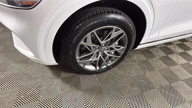 2023 Alta White Genesis GV70 2.5T AWD SUV