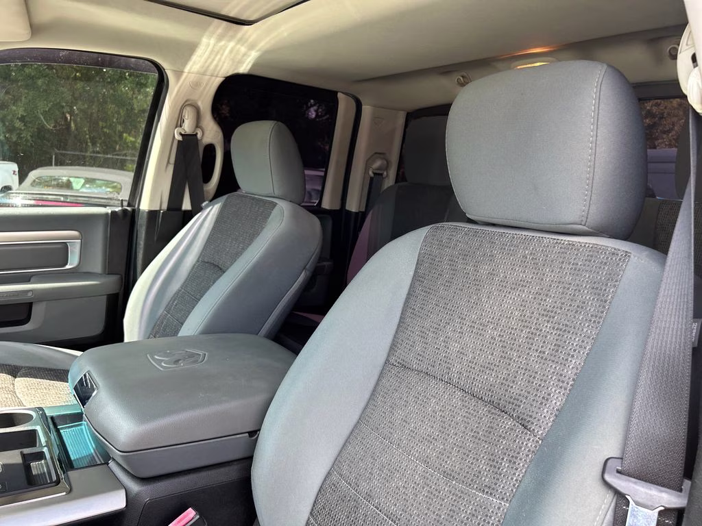 2013 Bright Silver Metallic Clearcoat Ram 1500 Big Horn RWD Truck