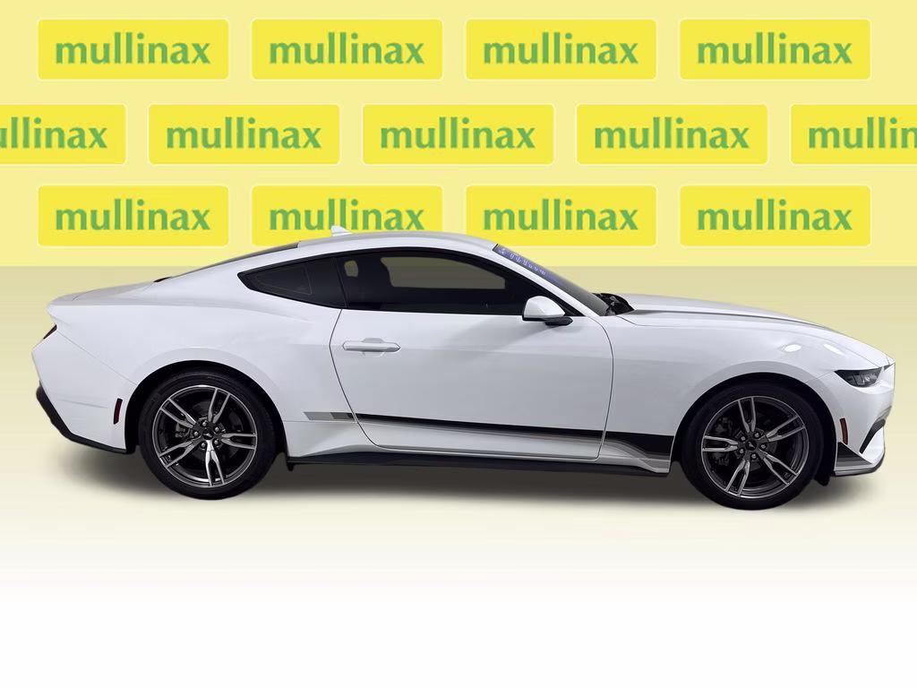 2024 Oxford White Ford Mustang EcoBoost RWD Coupe