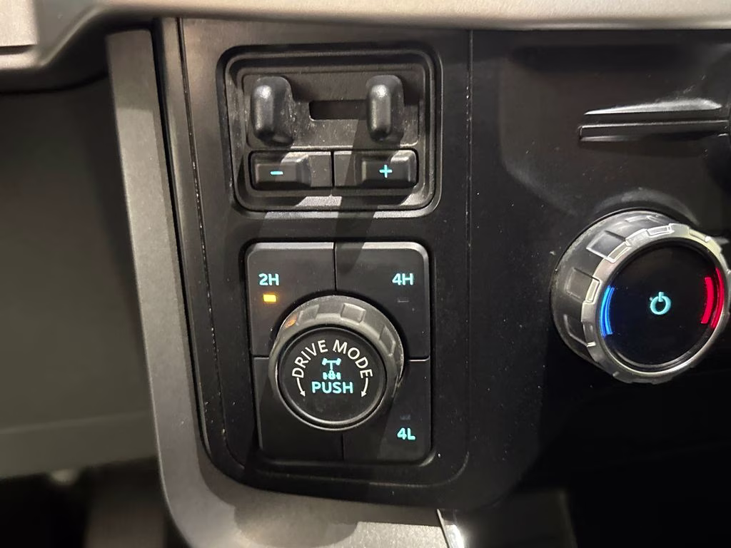 2023 Carbonized Gray Metallic Ford F-150 XLT 4X4 Truck