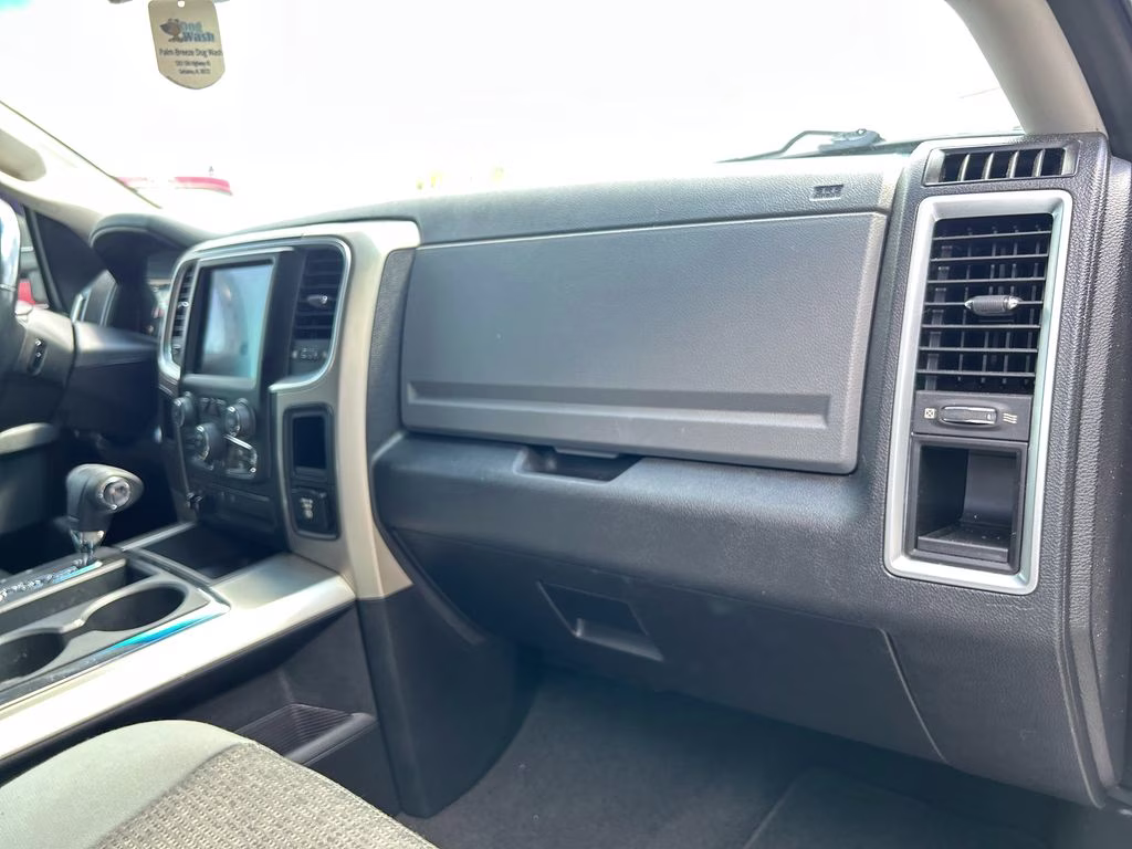 2013 Bright Silver Metallic Clearcoat Ram 1500 Big Horn RWD Truck