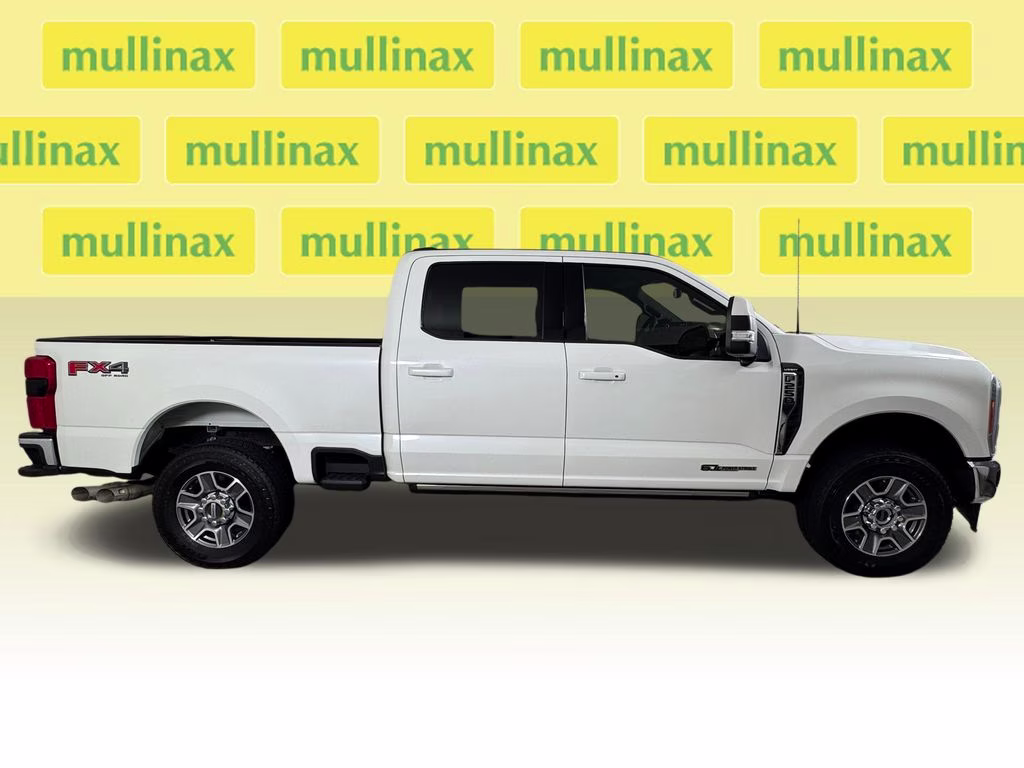 2023 Star White Metallic Tri-Coat Ford Super Duty F-250 SRW Lariat 4X4 Truck