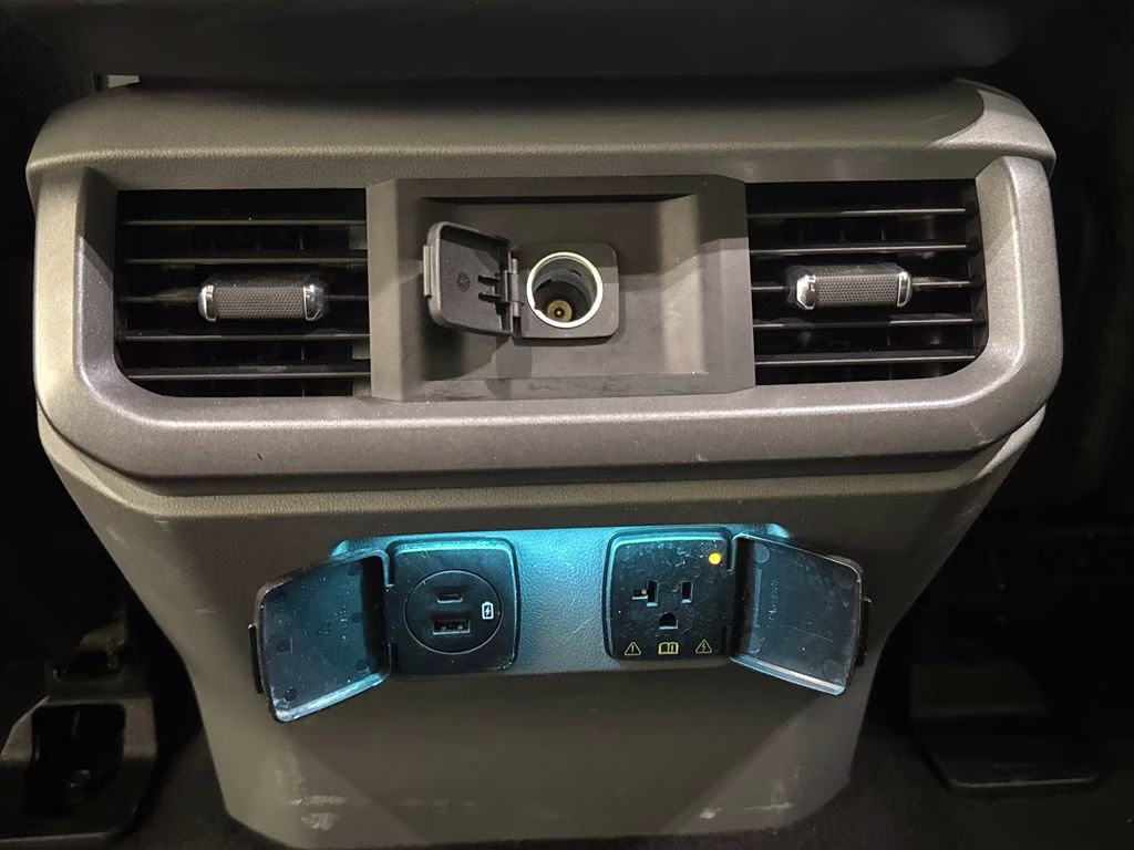 2023 Carbonized Gray Metallic Ford F-150 XLT 4X4 Truck