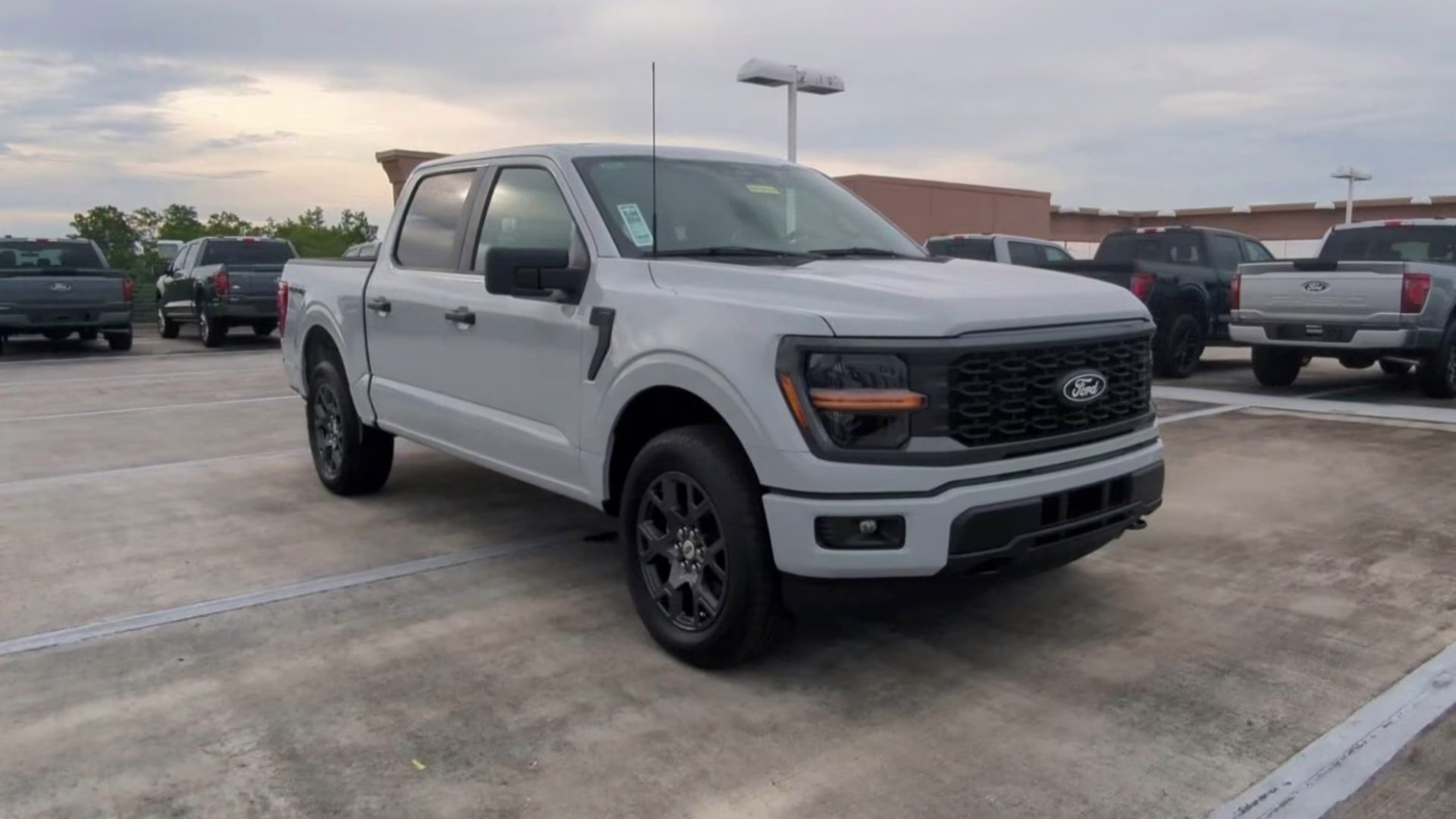 2026 Avalanche Ford F-150 STX Crew Cab Pickup 4X4 Truck