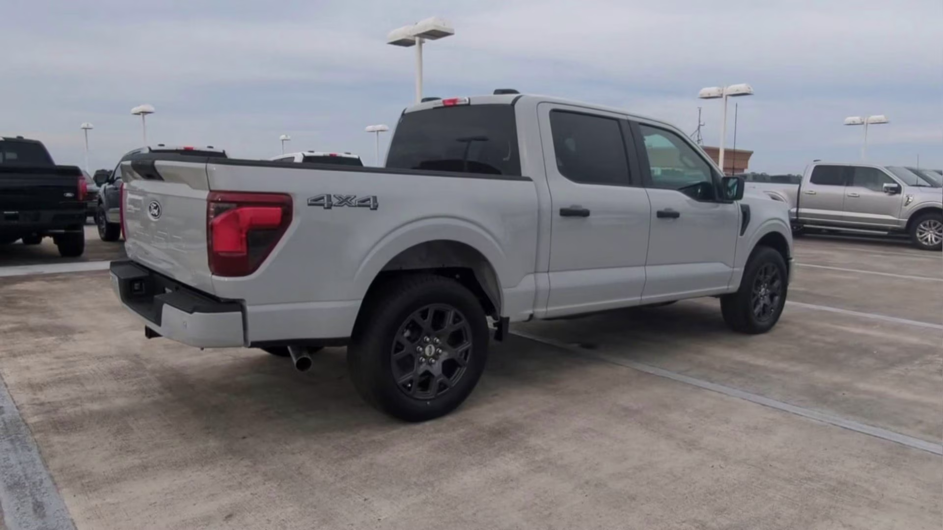 2026 Avalanche Ford F-150 STX Crew Cab Pickup 4X4 Truck