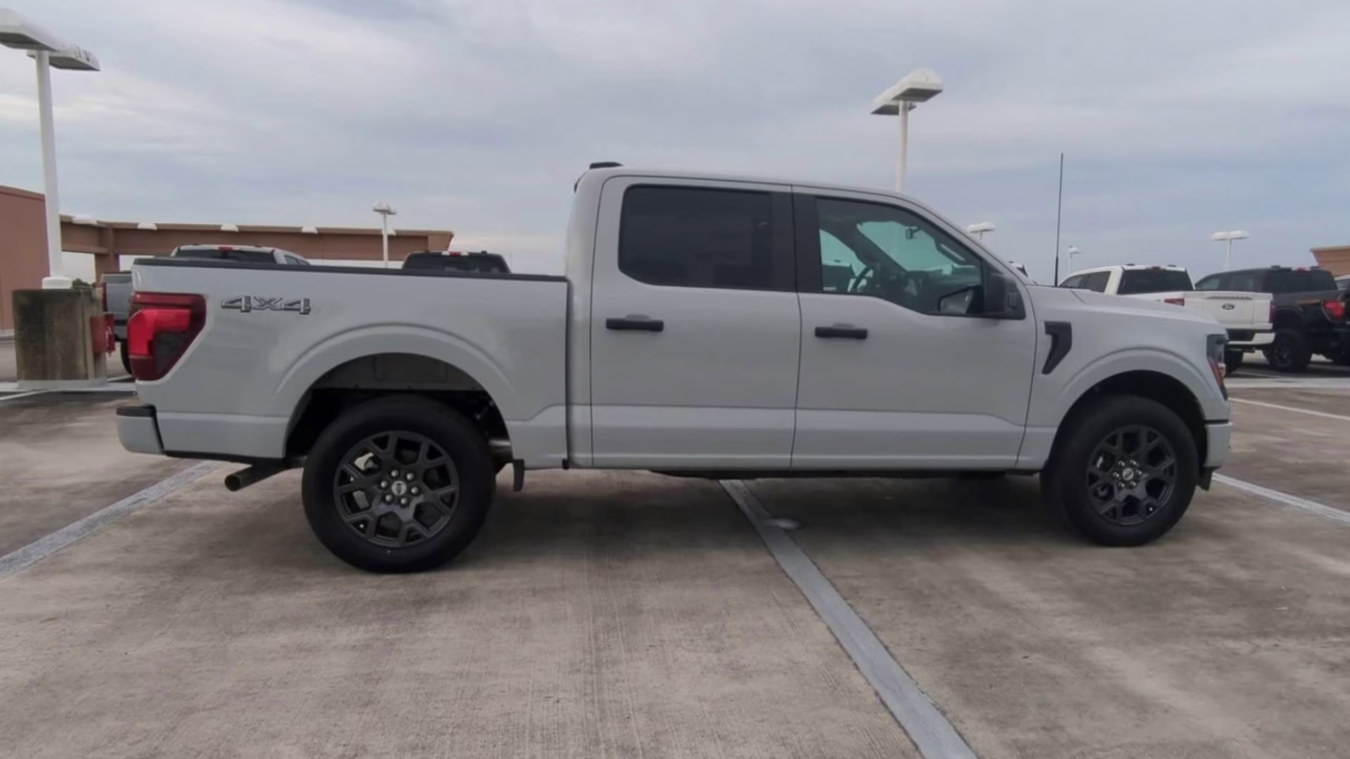 2026 Avalanche Ford F-150 STX Crew Cab Pickup 4X4 Truck