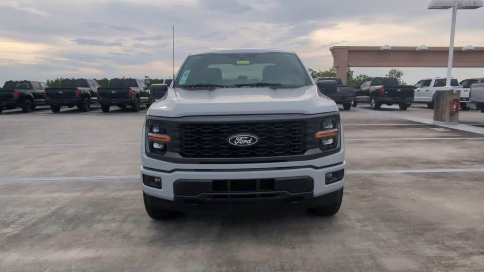 2026 Avalanche Ford F-150 STX Crew Cab Pickup 4X4 Truck
