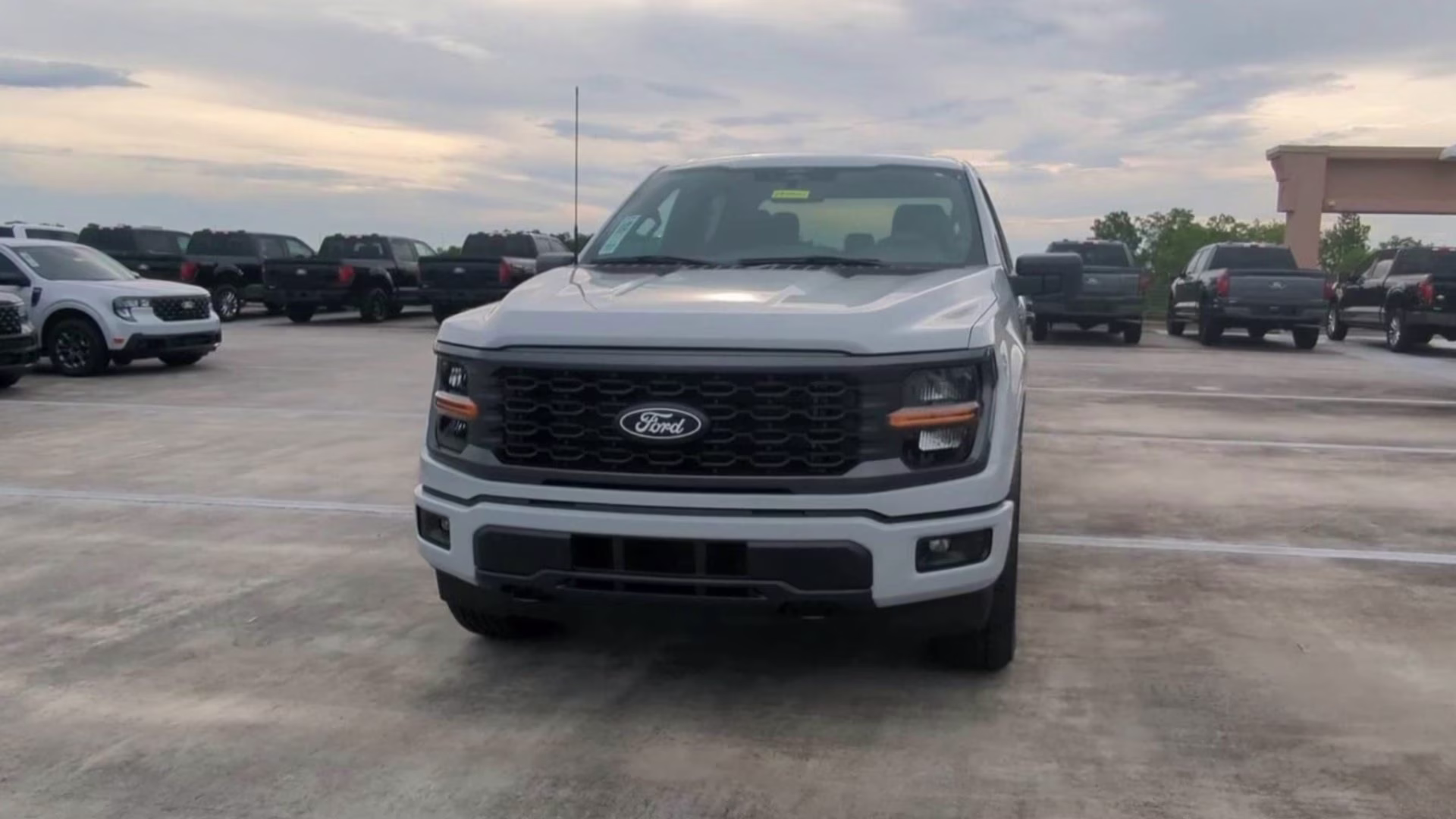 2026 Avalanche Ford F-150 STX Crew Cab Pickup 4X4 Truck