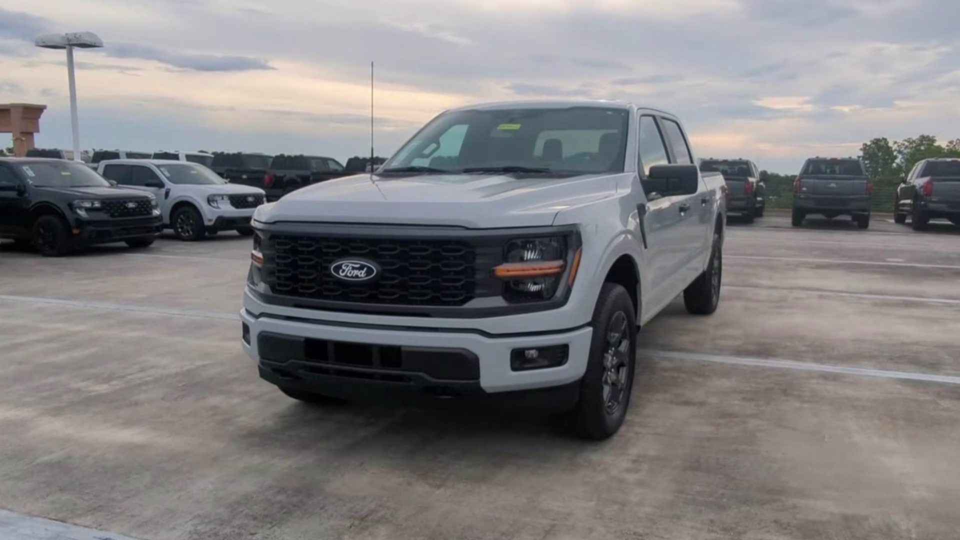 2026 Avalanche Ford F-150 STX Crew Cab Pickup 4X4 Truck