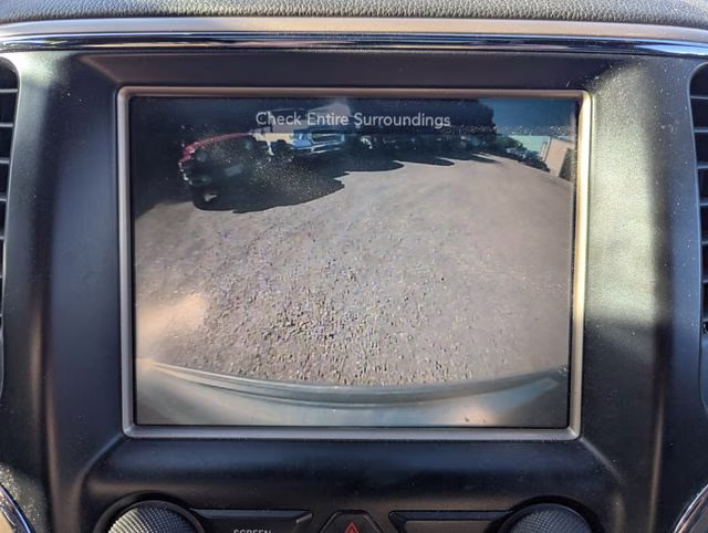 2014 Billet Silver Metallic Clearcoat Jeep Grand Cherokee Overland 4X4 SUV