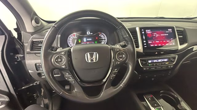 2017 Crystal Black Pearl Honda Pilot Elite AWD SUV
