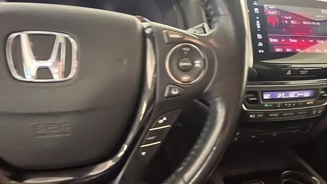 2017 Crystal Black Pearl Honda Pilot Elite AWD SUV