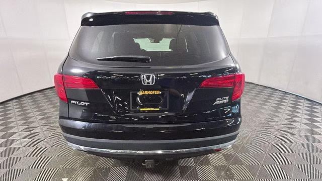 2017 Crystal Black Pearl Honda Pilot Elite AWD SUV