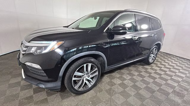 2017 Crystal Black Pearl Honda Pilot Elite AWD SUV