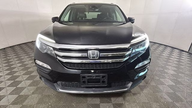 2017 Crystal Black Pearl Honda Pilot Elite AWD SUV