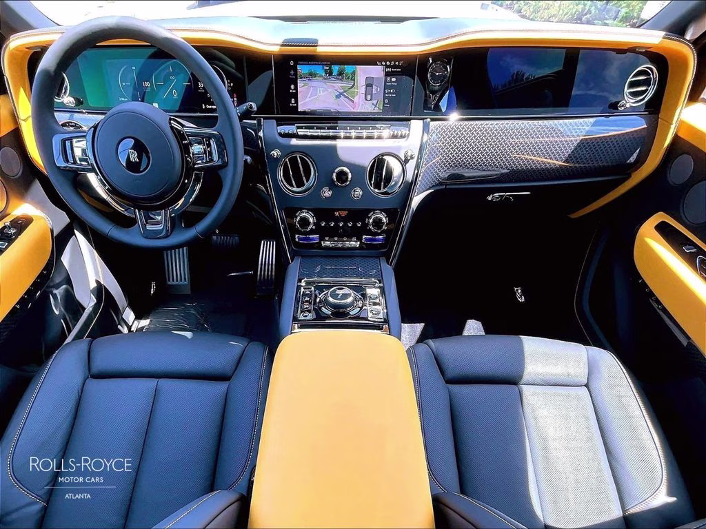 2027 Tempest Grey Rolls-Royce Black Badge Cullinan AWD SUV