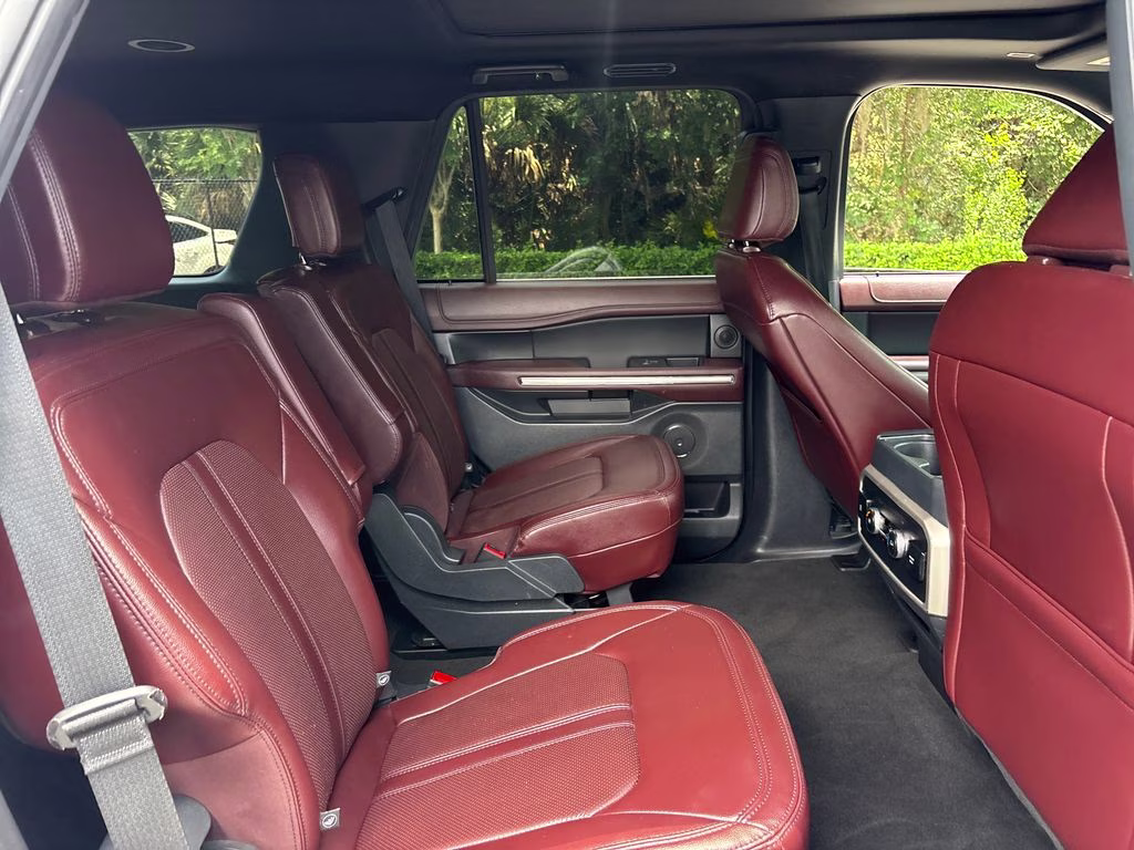 2024 Oxford White Ford Expedition Limited RWD SUV