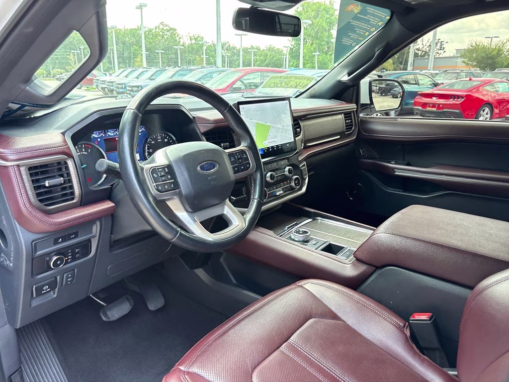 2024 Oxford White Ford Expedition Limited RWD SUV