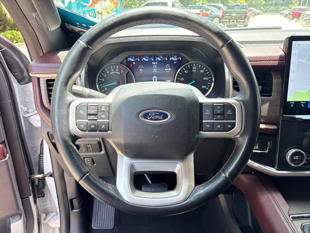 2024 Oxford White Ford Expedition Limited RWD SUV