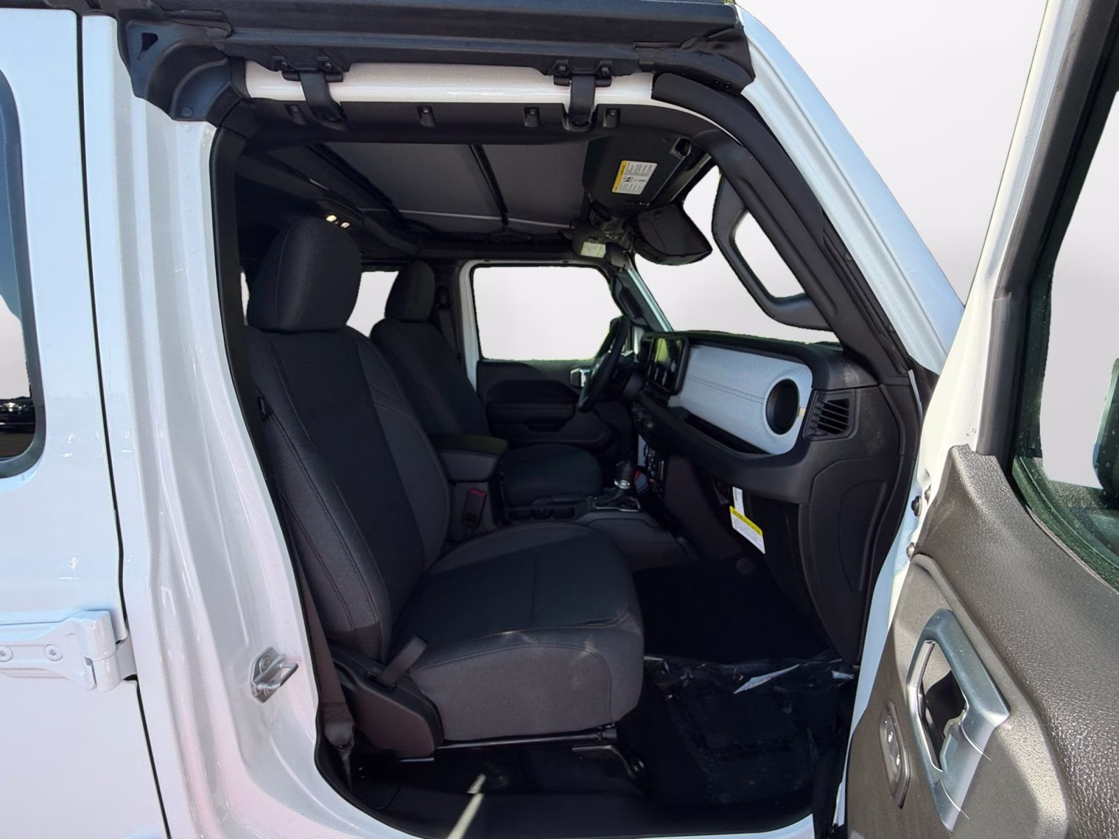 2026 Bright White Clearcoat Jeep Wrangler Willys 4X4 SUV