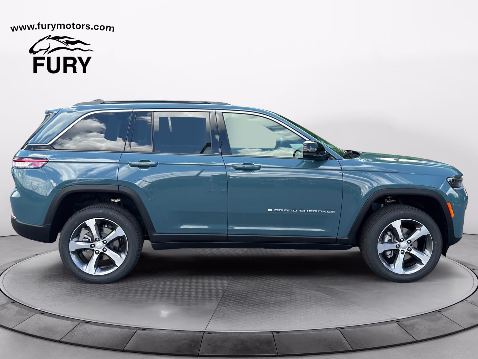 2026 Steel Blue Jeep Grand Cherokee Limited 4X4 SUV