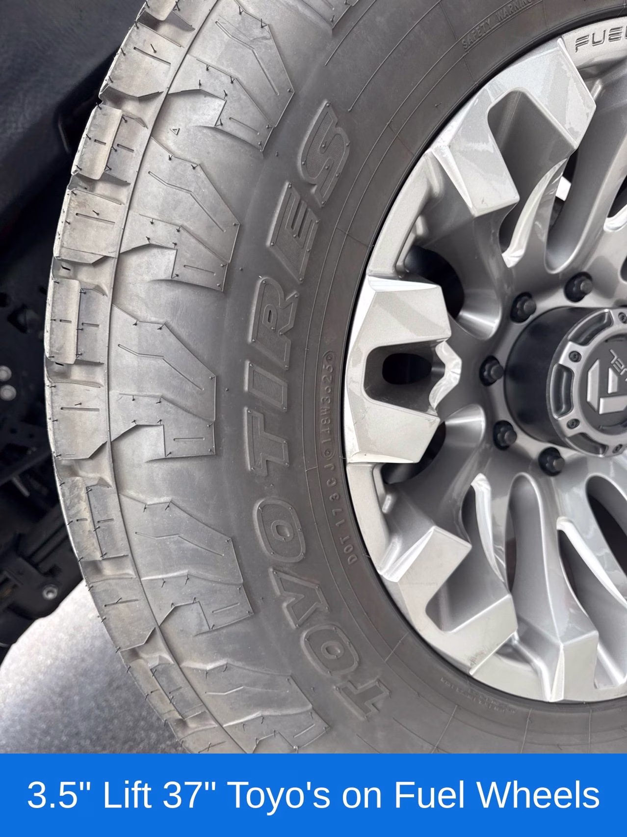 2025 Avalanche Ford Super Duty F-350 SRW Lariat 4X4 Truck