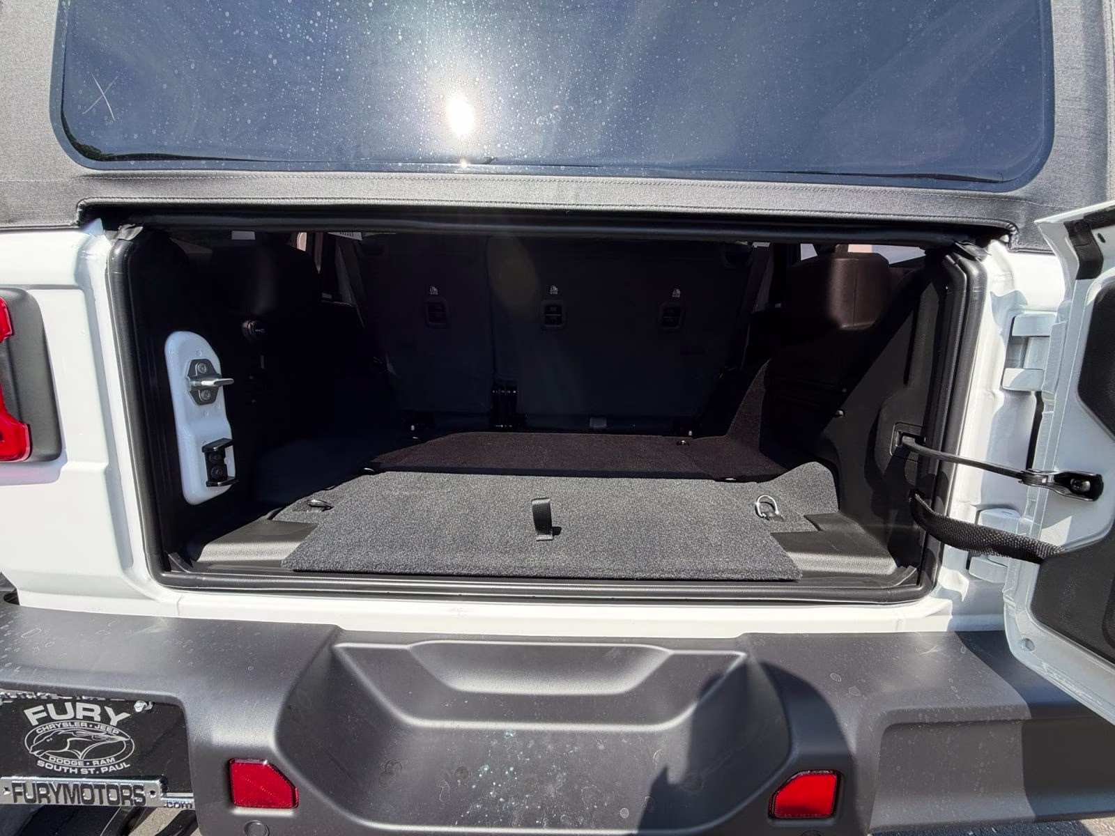 2026 Bright White Clearcoat Jeep Wrangler Willys 4X4 SUV