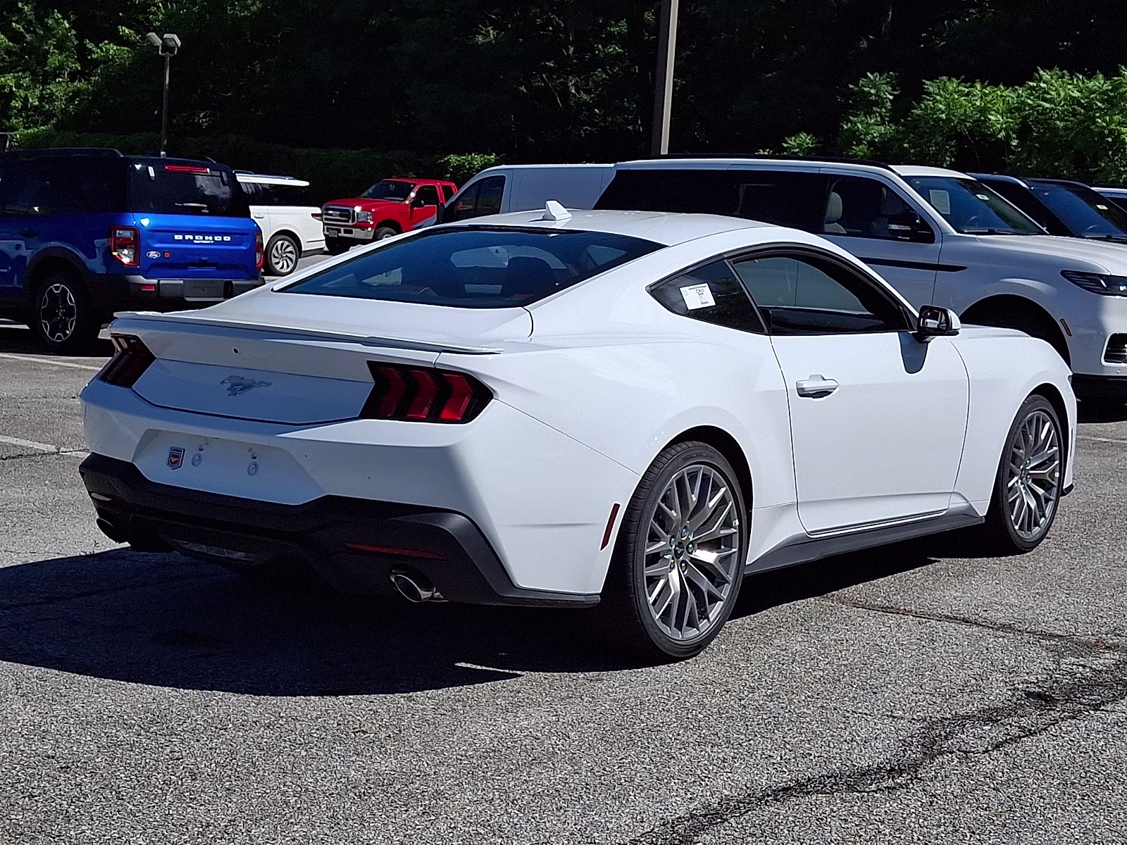 2026 Oxford White - YZ Ford Mustang EcoBoost Fastback RWD