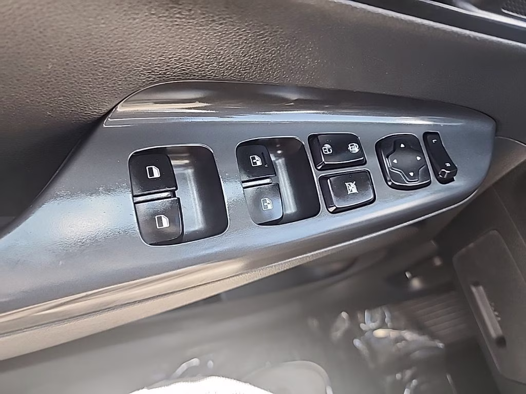 2023 Gray Hyundai Kona SEL FWD SUV