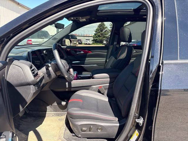 2025 Black Chevrolet Traverse RS AWD SUV