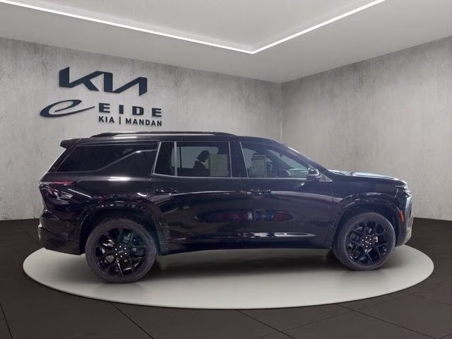 2025 Mosaic Black Metallic Chevrolet Traverse RS AWD SUV