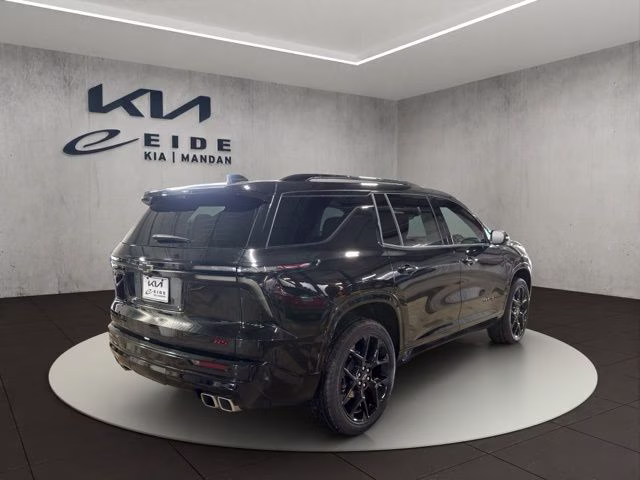 2025 Mosaic Black Metallic Chevrolet Traverse RS AWD SUV