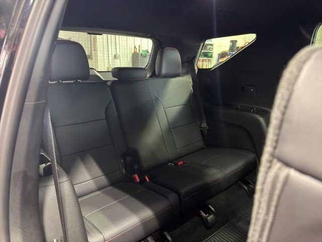 2025 Mosaic Black Metallic Chevrolet Traverse RS AWD SUV