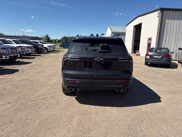 2025 Mosaic Black Metallic Chevrolet Traverse RS AWD SUV