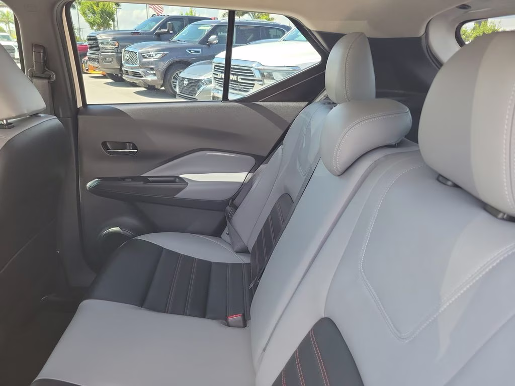2024 Aspen White Tricoat Nissan Kicks SR FWD SUV
