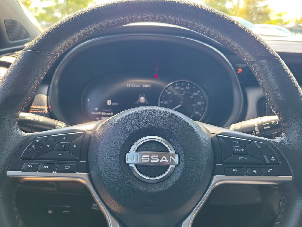 2024 Aspen White Tricoat Nissan Kicks SR FWD SUV