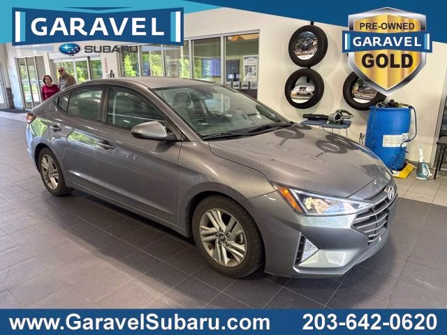 2020 Machine Gray Hyundai Elantra SEL FWD Sedan