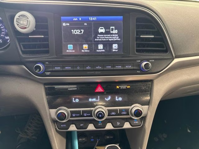 2020 Machine Gray Hyundai Elantra SEL FWD Sedan