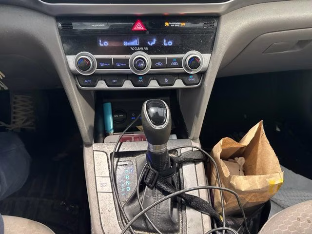 2020 Machine Gray Hyundai Elantra SEL FWD Sedan
