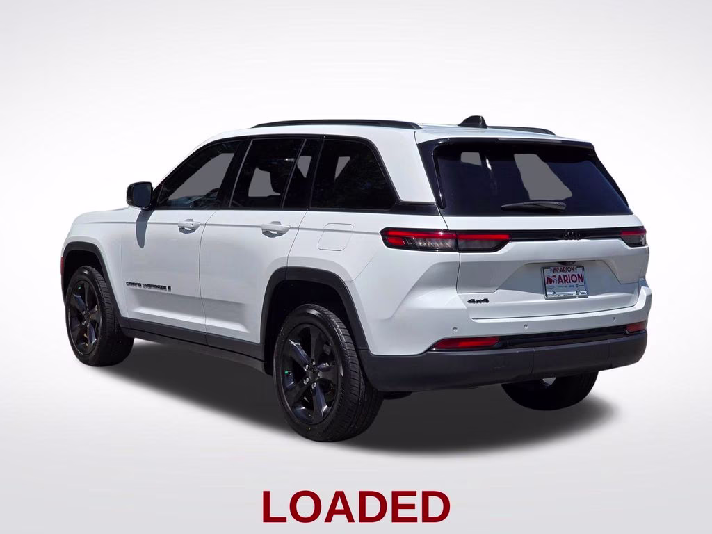 2023 Bright White Clearcoat Jeep Grand Cherokee Altitude X 4X4 SUV