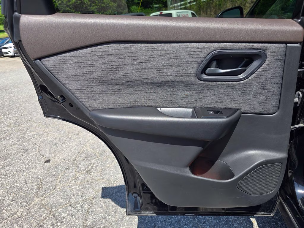 2023 Super Black Nissan Rogue S FWD SUV