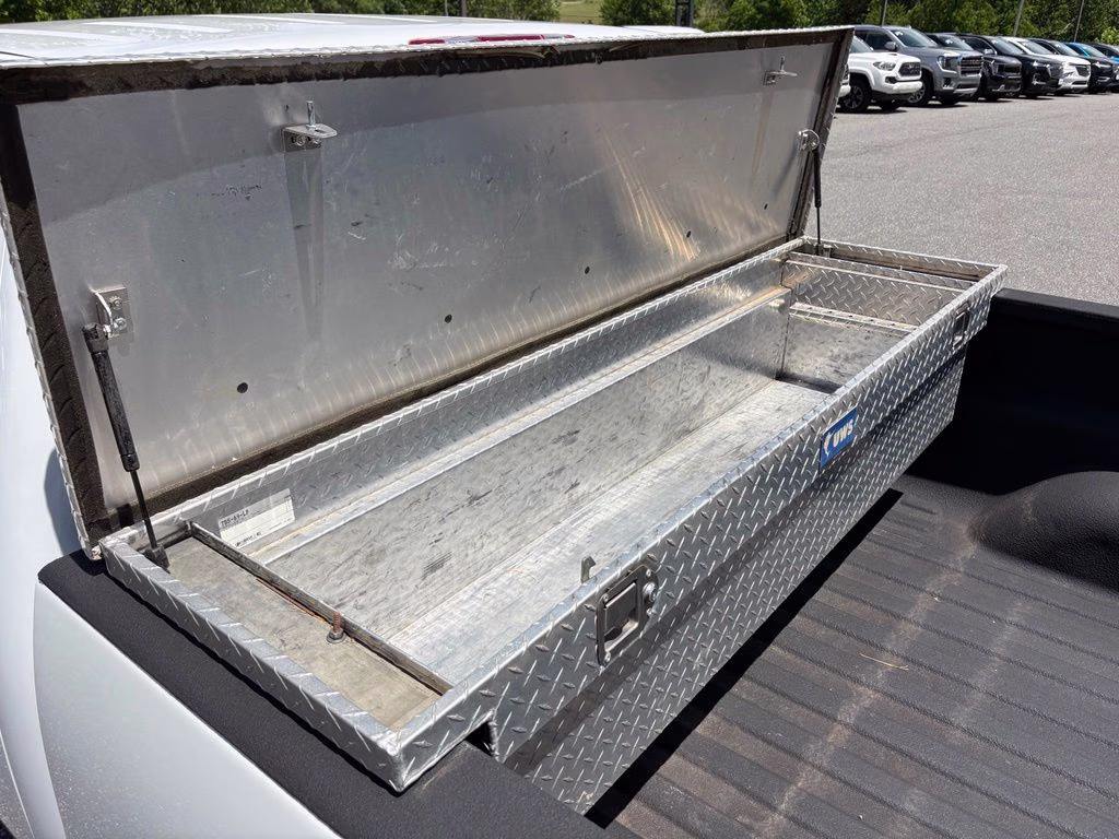 2013 Summit White Chevrolet Silverado 1500 LT 4X4 Truck