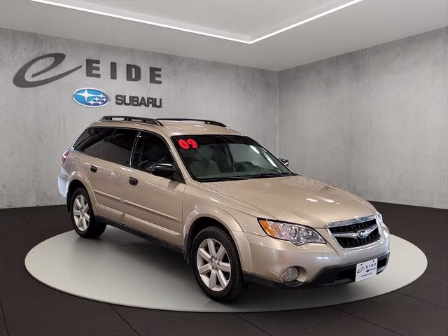 2009 Harvest Gold Metallic Subaru Outback 2.5i AWD Crossover
