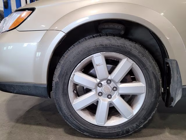 2009 Harvest Gold Metallic Subaru Outback 2.5i AWD Crossover