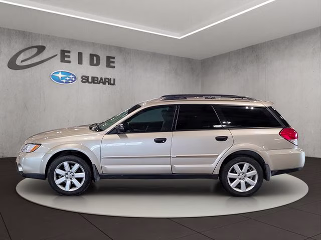 2009 Harvest Gold Metallic Subaru Outback 2.5i AWD Crossover
