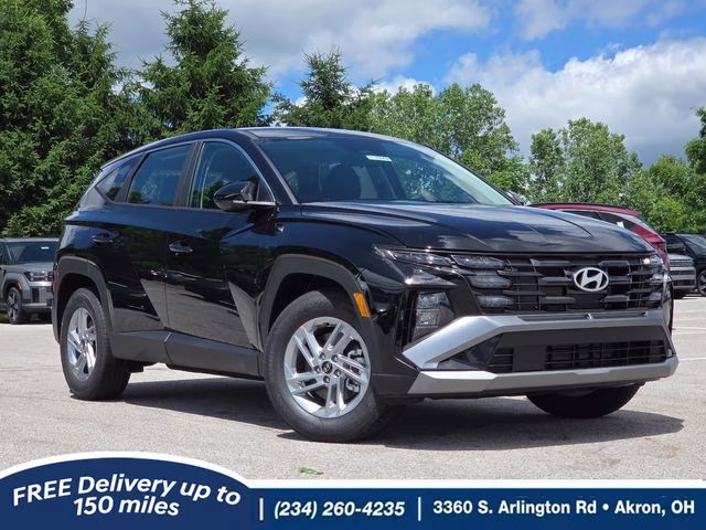 2026 Phantom Black Hyundai Tucson SE FWD SUV