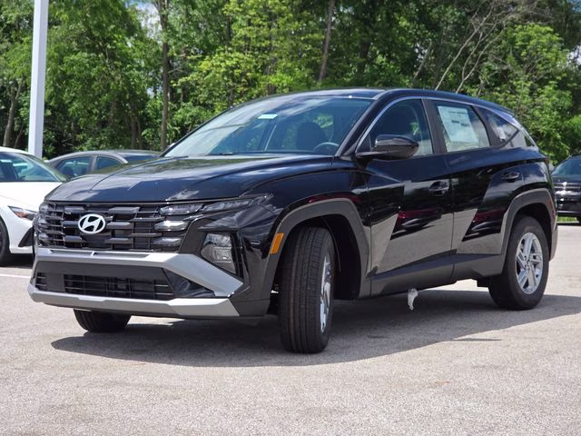 2026 Phantom Black Hyundai Tucson SE FWD SUV