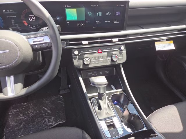 2026 Phantom Black Hyundai Tucson SE FWD SUV