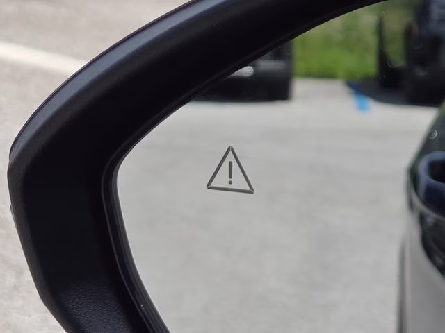 2026 Phantom Black Hyundai Tucson SE FWD SUV