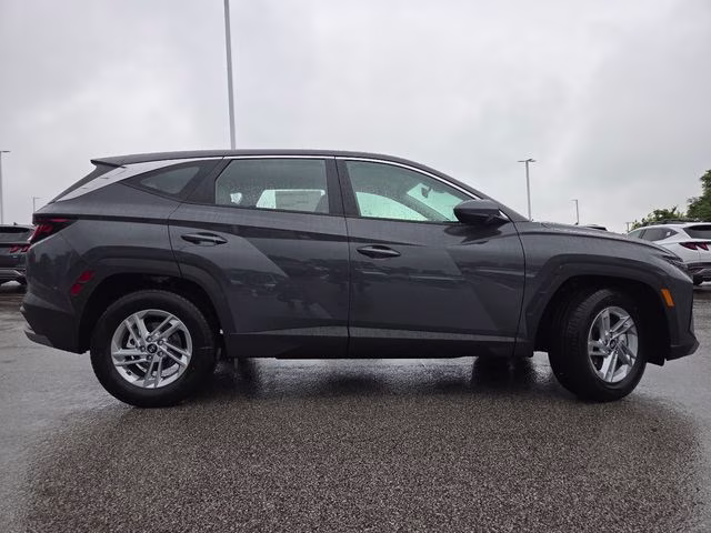 2026 Ecotronic Gray Hyundai Tucson SE FWD SUV